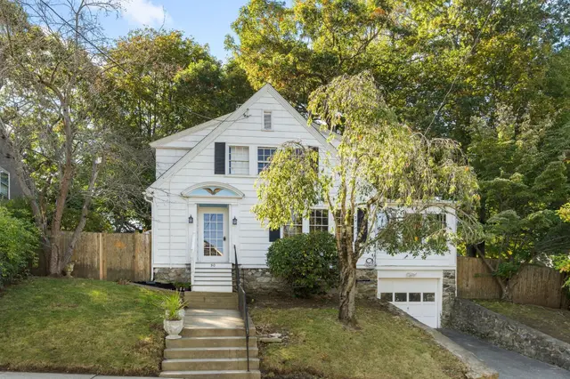 50 Holland Rd