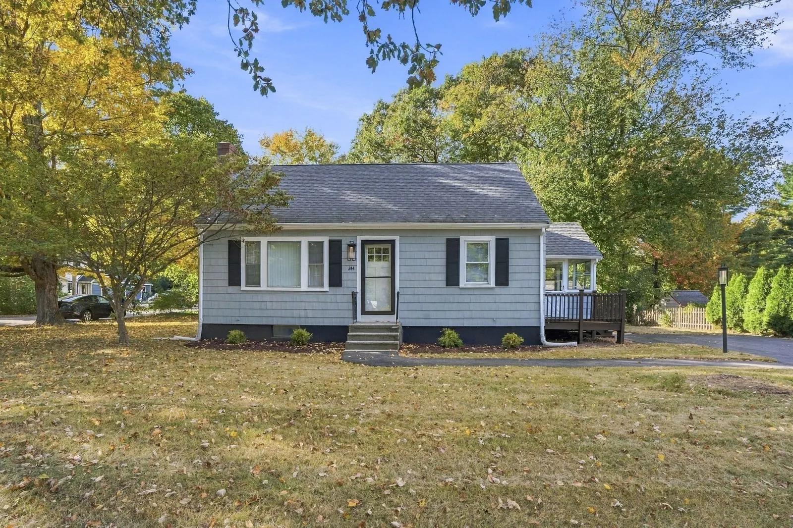 244 Mechanic St, Foxboro