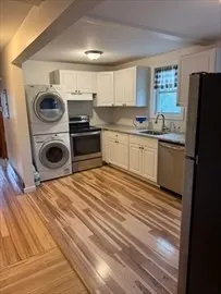 184 Grant Ave #3, Medford