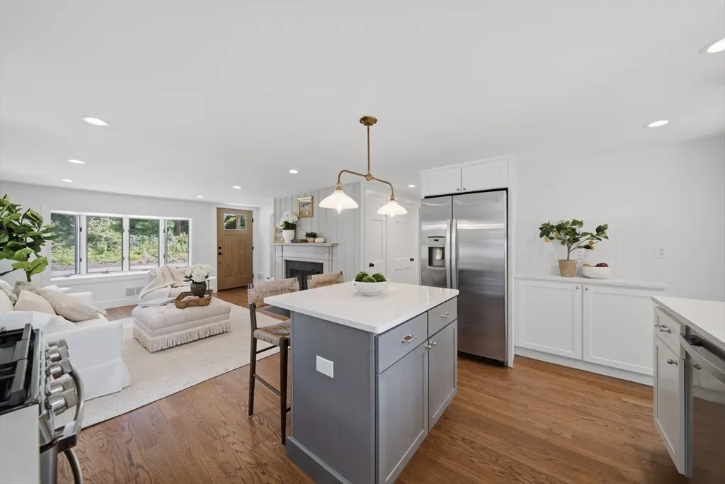 26 Heather St, Beverly