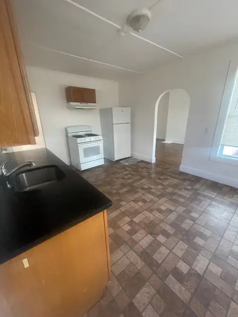 135 Chestnut Street #1