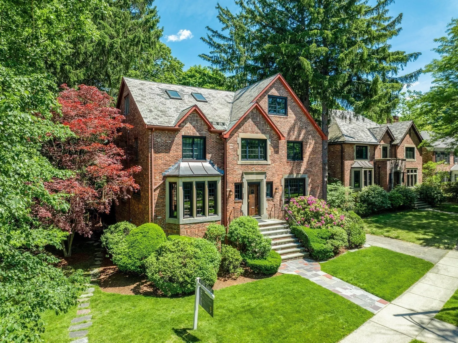 79 Woodchester Dr, Newton
