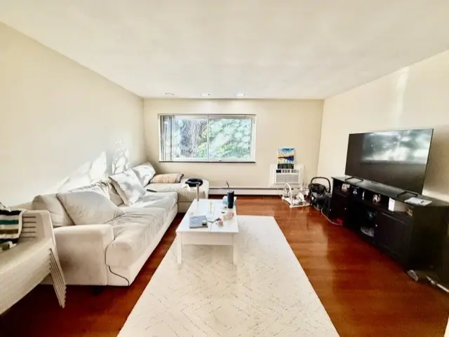 260 Mount Auburn #1E