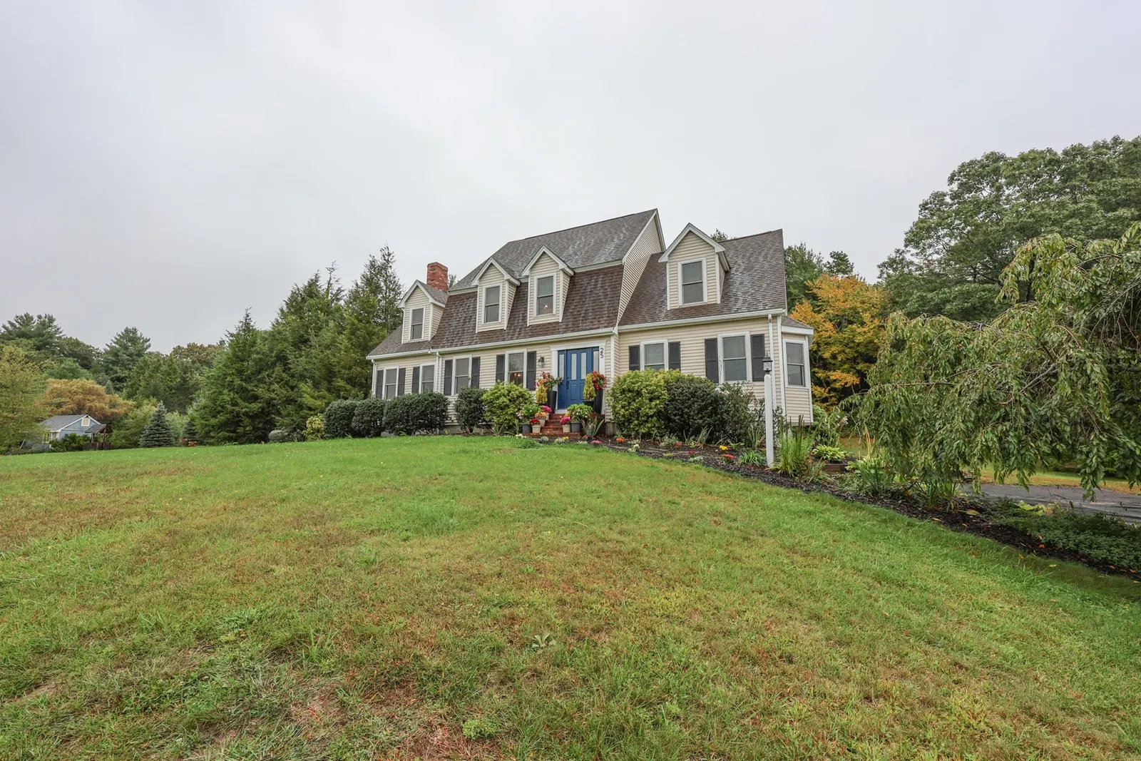 25 Autumn Rd, Wrentham
