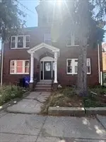 220 Magnolia St #2