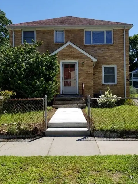 42 Chandler Street #1
