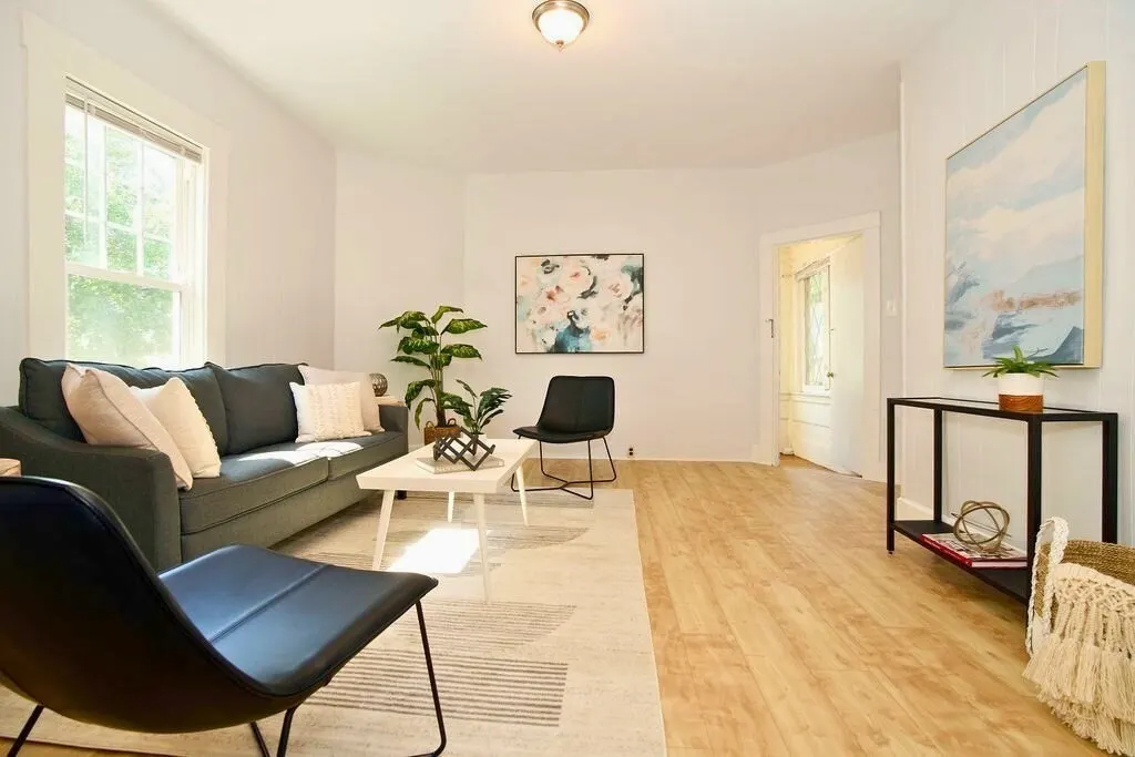 43 Mount Vernon St #1, Malden