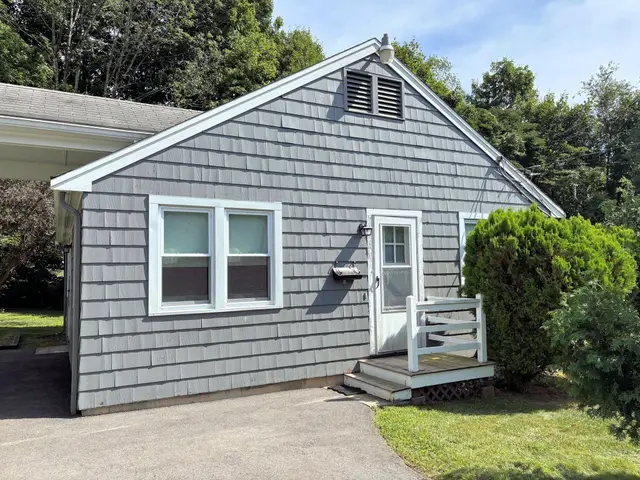 59 Broadway St #2