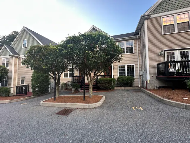 8 Grant St #14