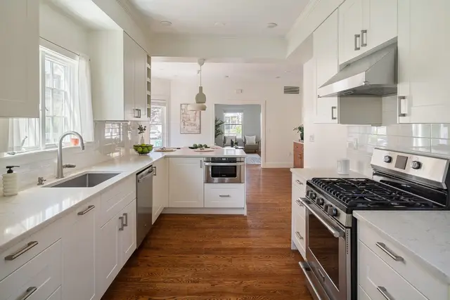 37 Sheridan Ave #1