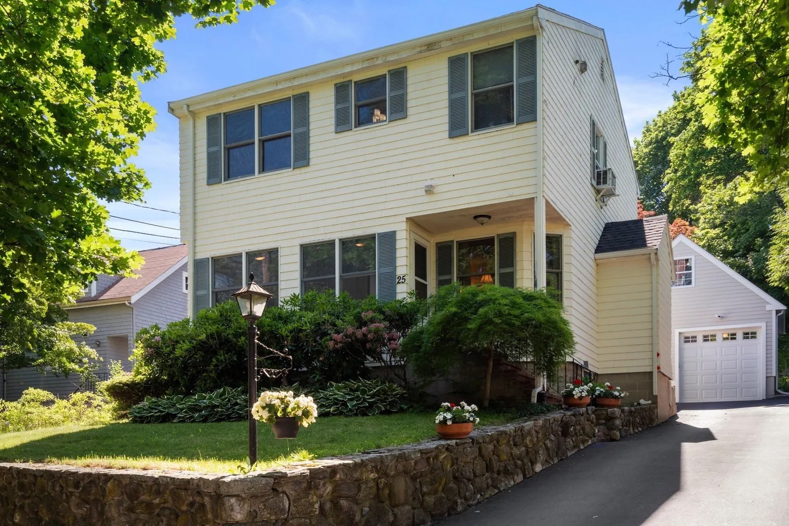 25 Kendall Road, Lexington