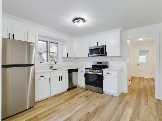 28-30 Furness St #2