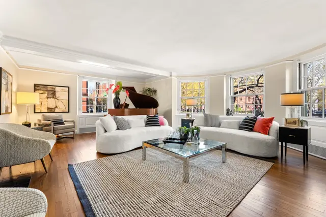 192 Commonwealth Ave #2