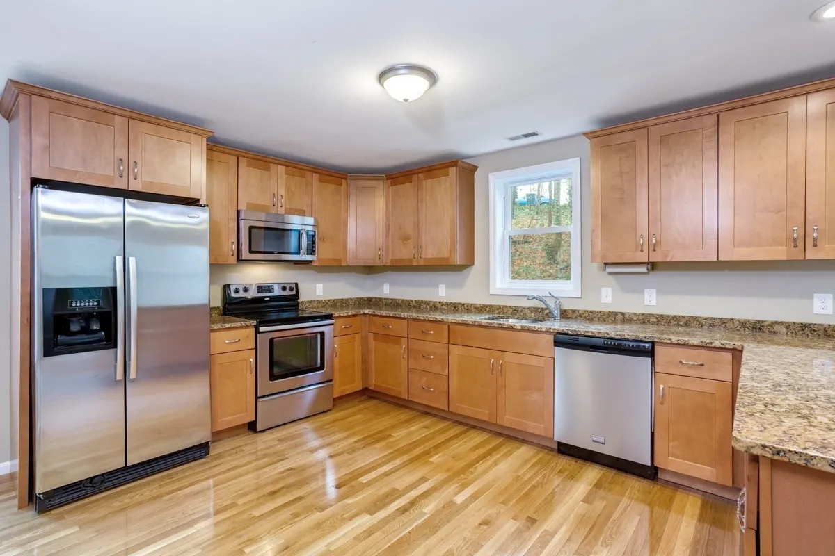 192 Neponset #1, Canton