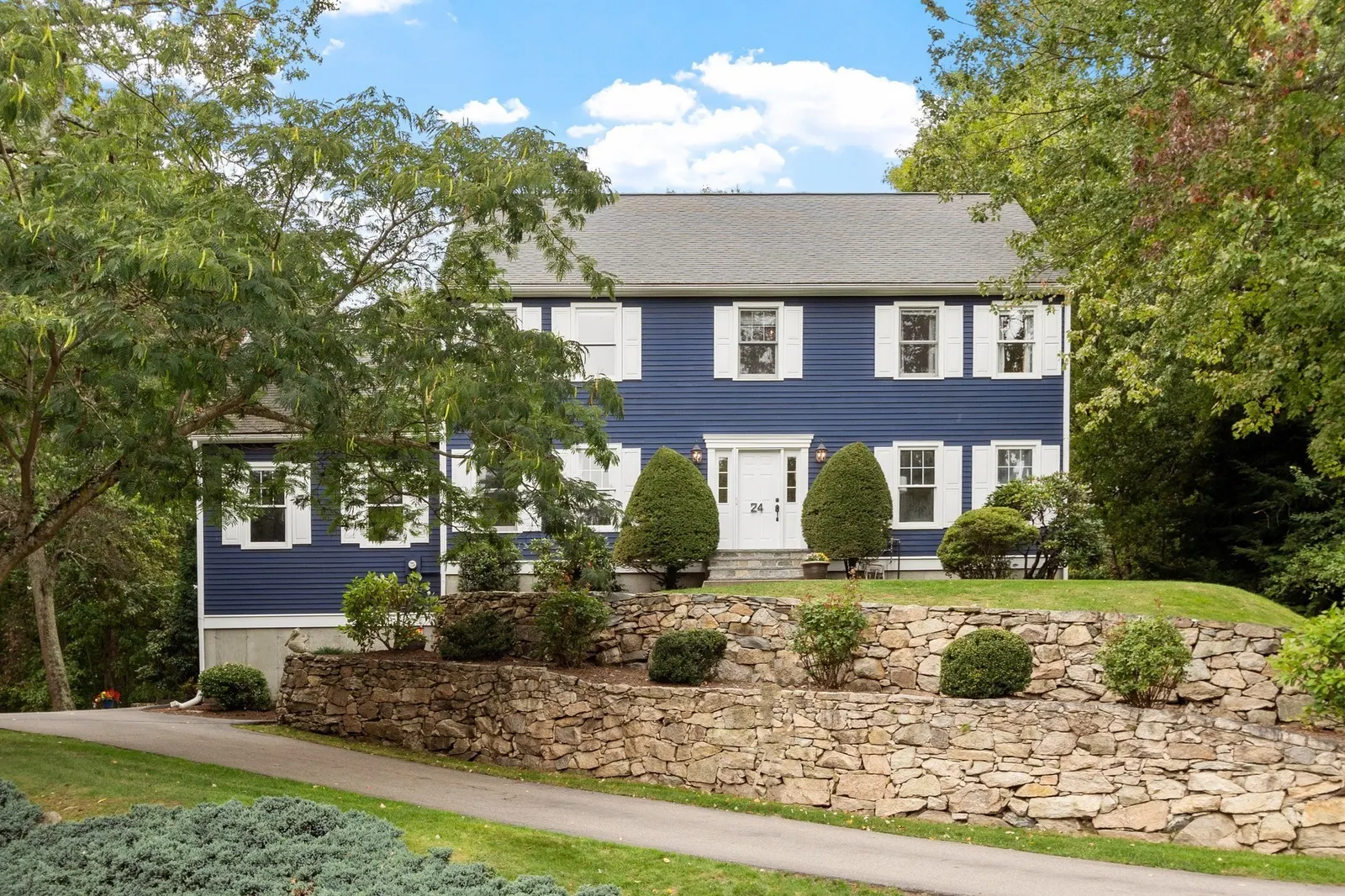 24 Darlene Dr, Southborough