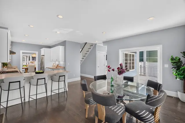 34 Senator Bolling Cir