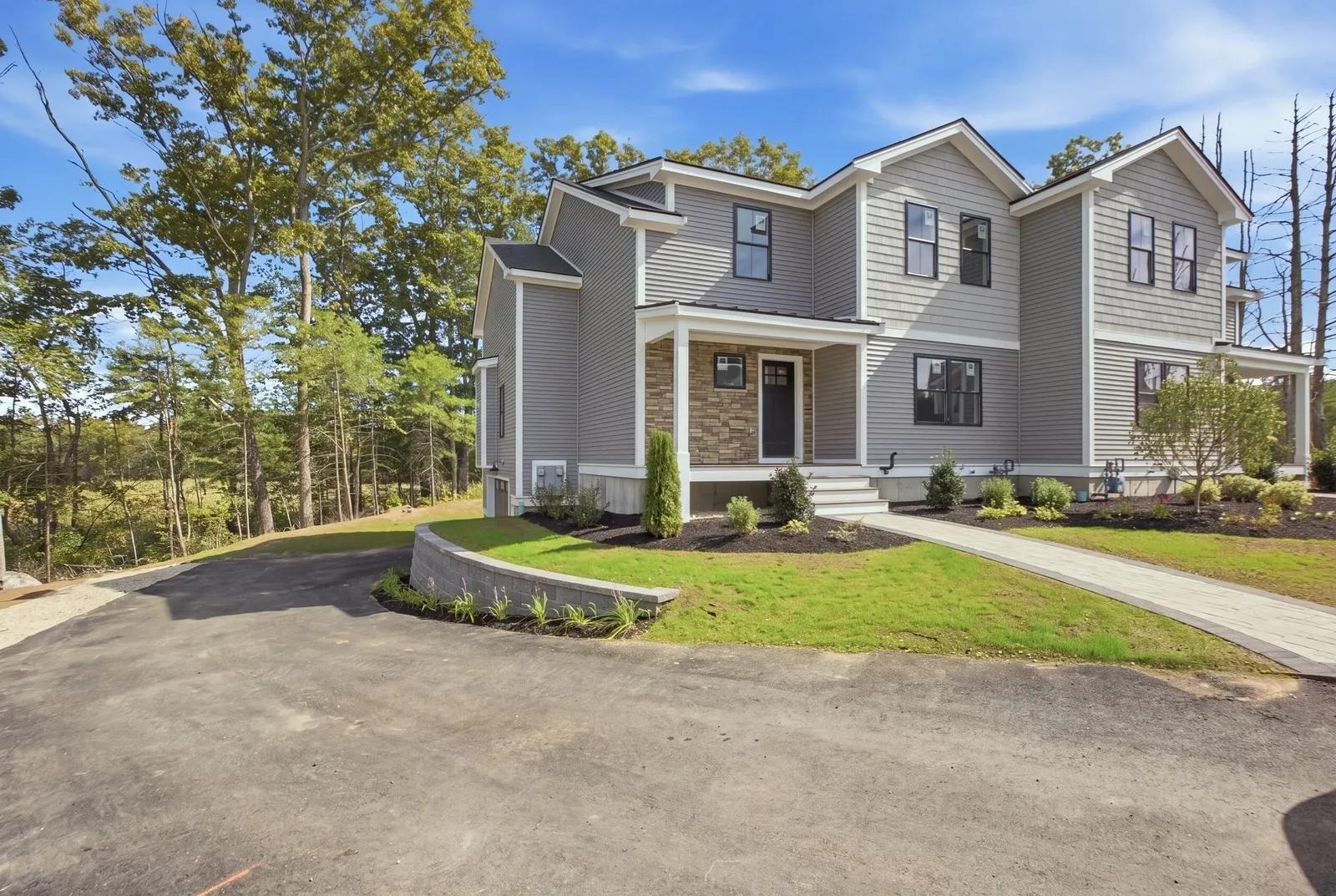 143 Essex Street #143, Middleton