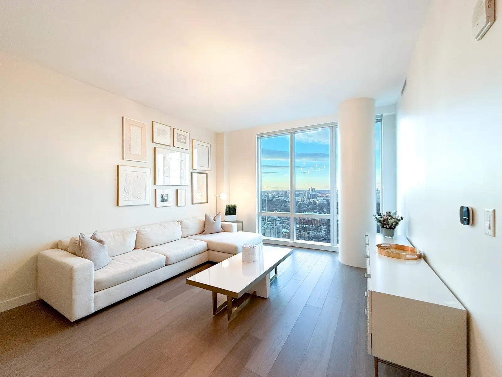 188 Brookline Ave #24I, Boston