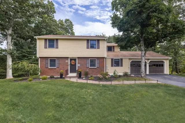 54 Checkerberry Ln