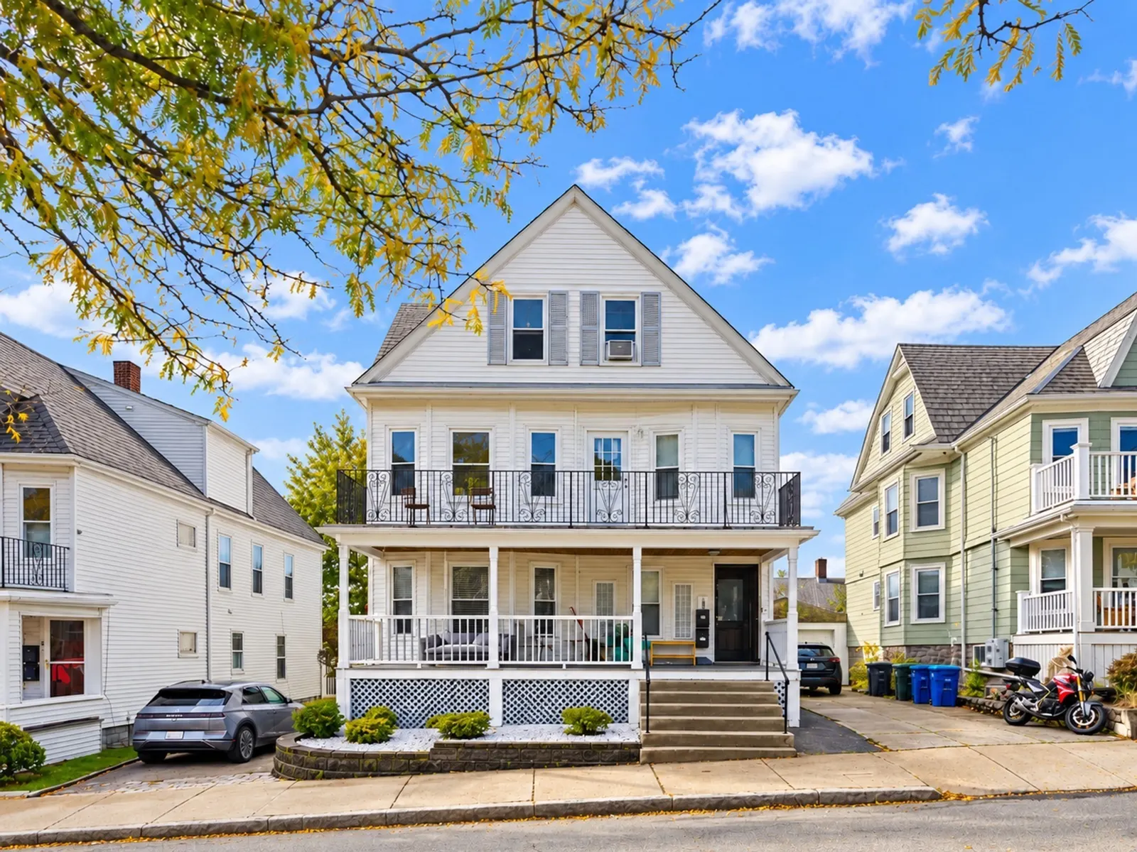 16 Electric Ave, Somerville