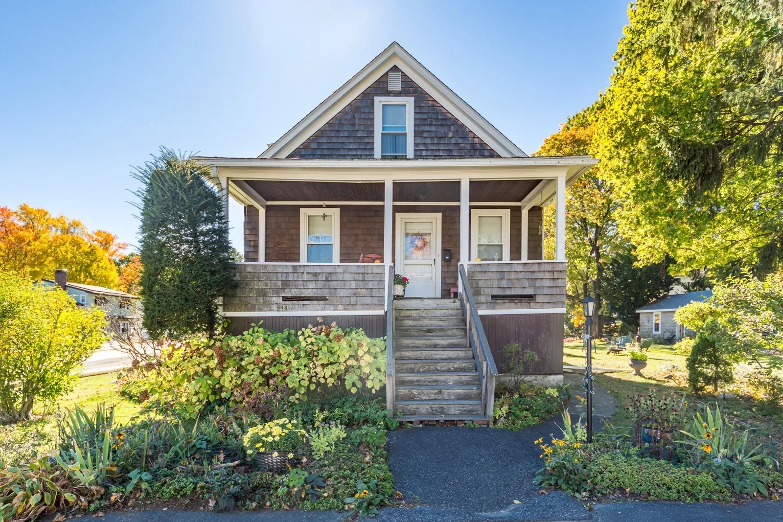 35 Guild Rd., Framingham