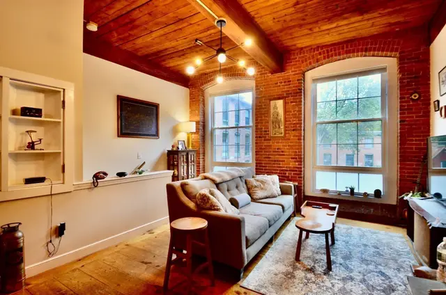 14 Sanford St #17