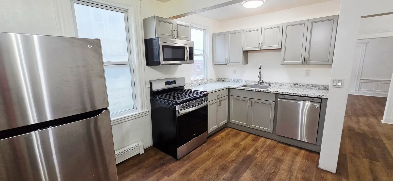 118 Cottage #2, Chelsea