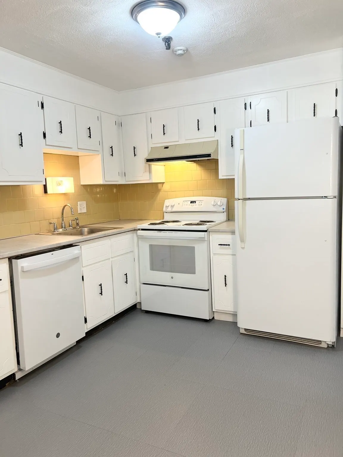 15 Spencer Road #22E, Boxborough