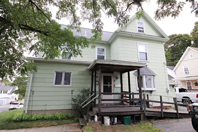28 Wendell St