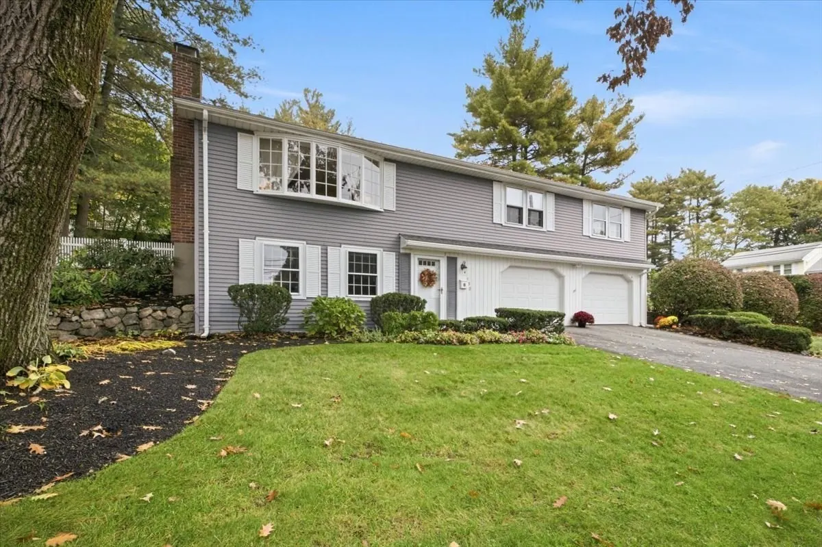 150 Scott Circle, Dedham