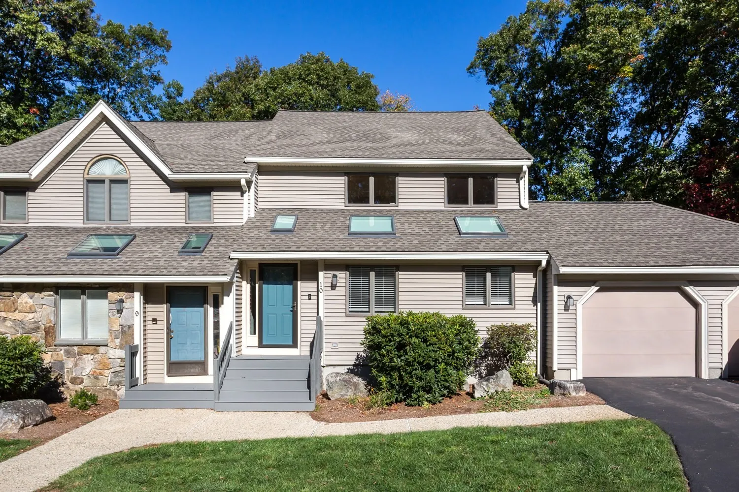 10 Magnolia Dr #10, Franklin