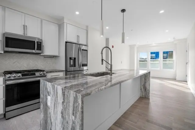 52 Spencer Ave #3