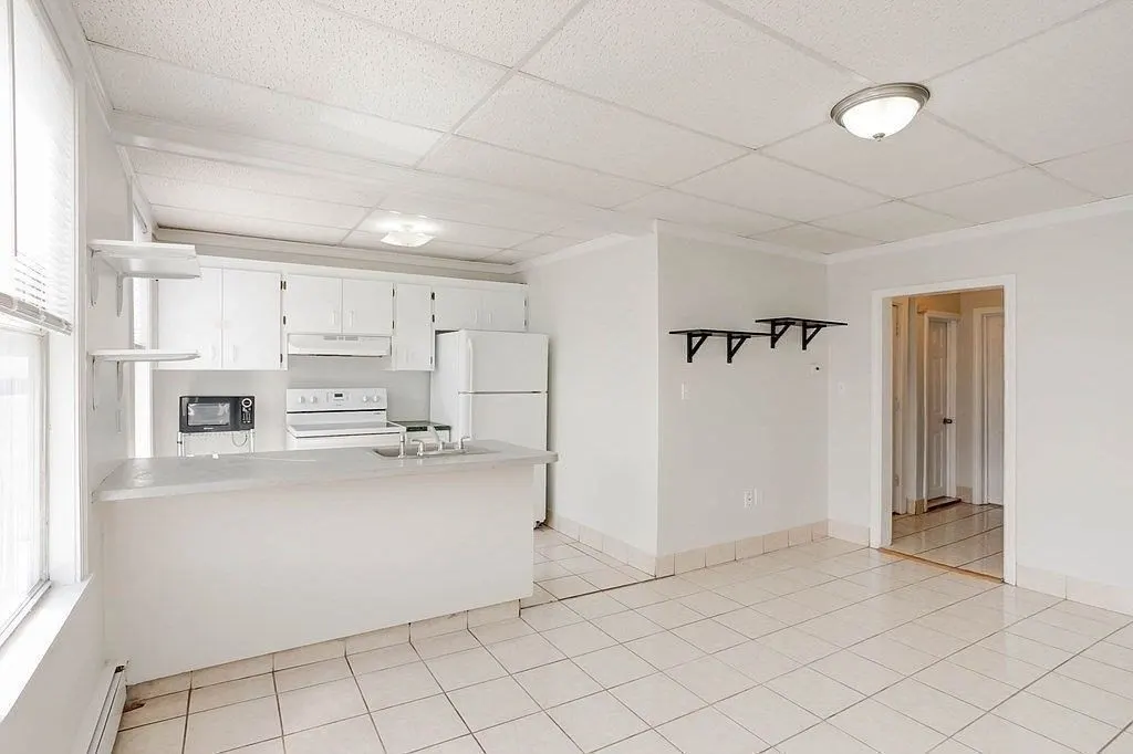 156 Bennington St #2, Boston