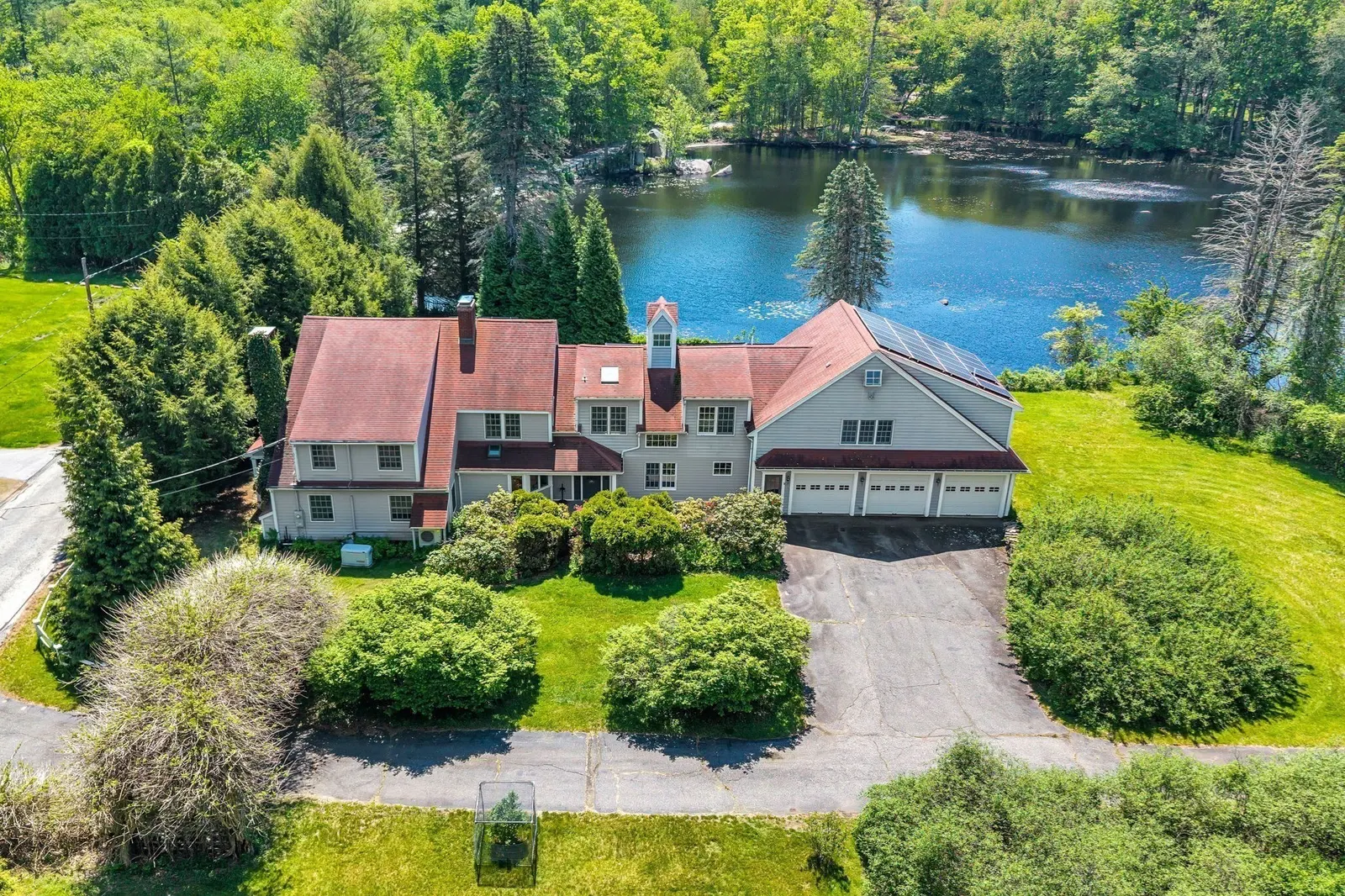 28 S Mill St, Hopkinton