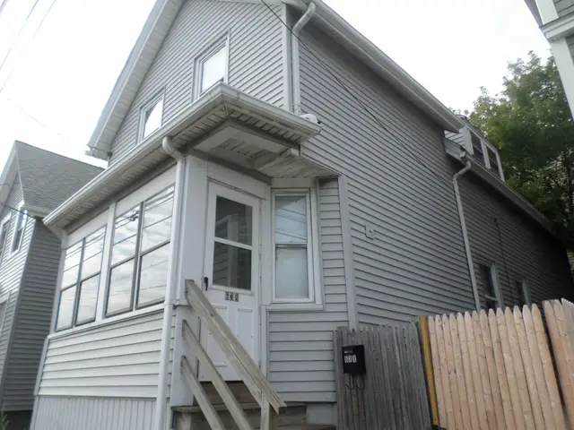 638 Mystic Ave