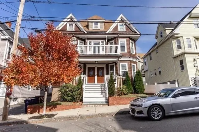 40 Gledhill Ave. #2