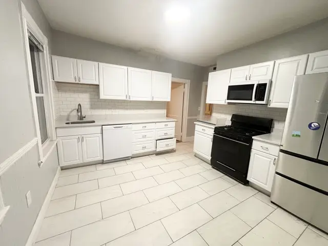 14 Belknap Street #2