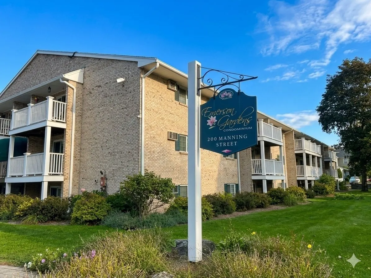 200 Manning St #17B, Hudson