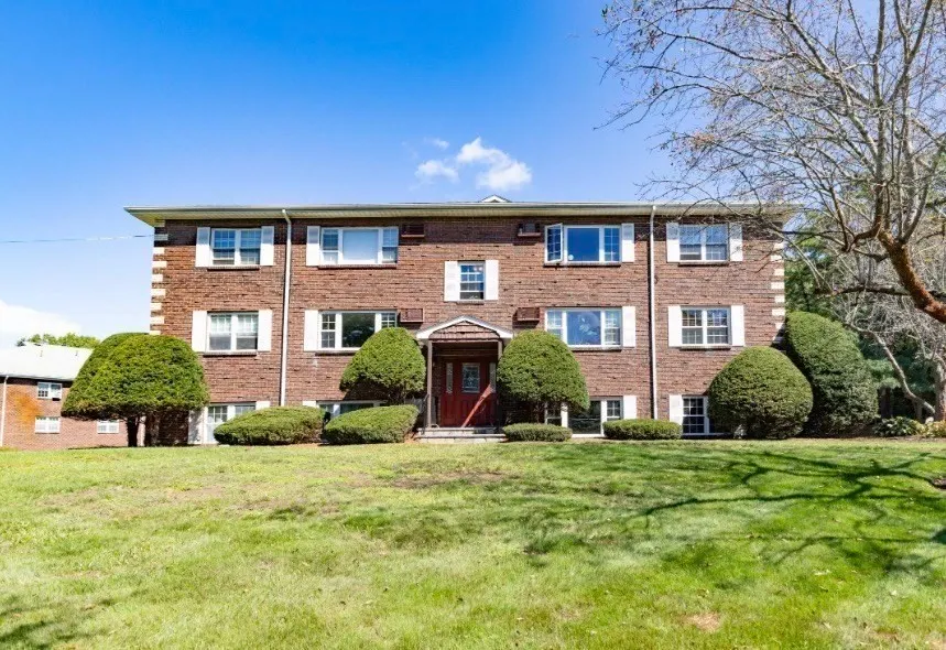 120 Parker St #22, Acton