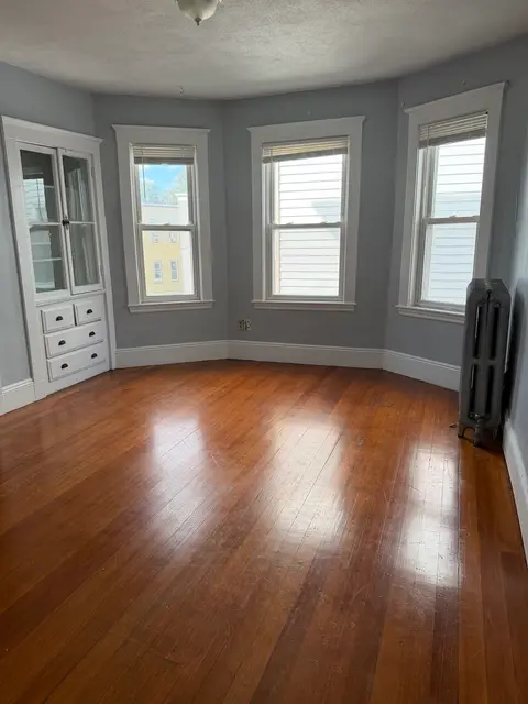 71 Foster St #2