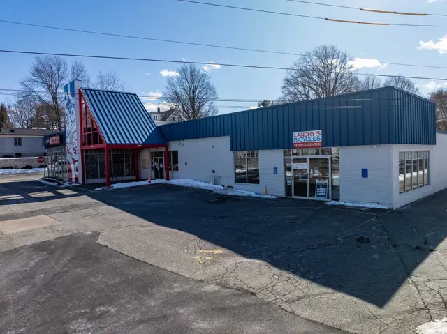 790 Worcester Street