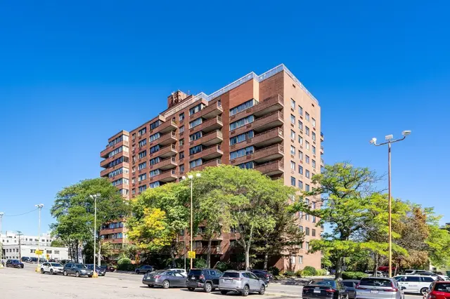 77 Adams Street #310