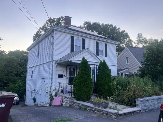 21 Commonweath Ave