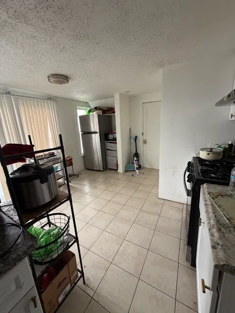 26 Brook St #2