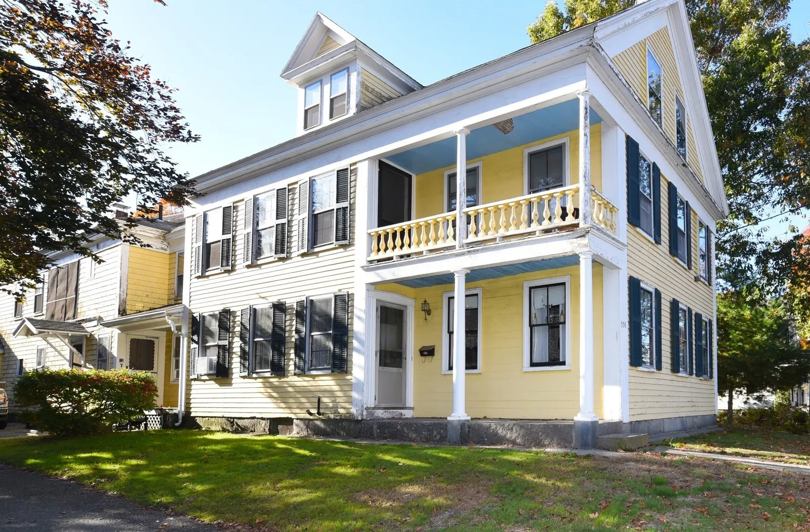 558 N Main St, Randolph