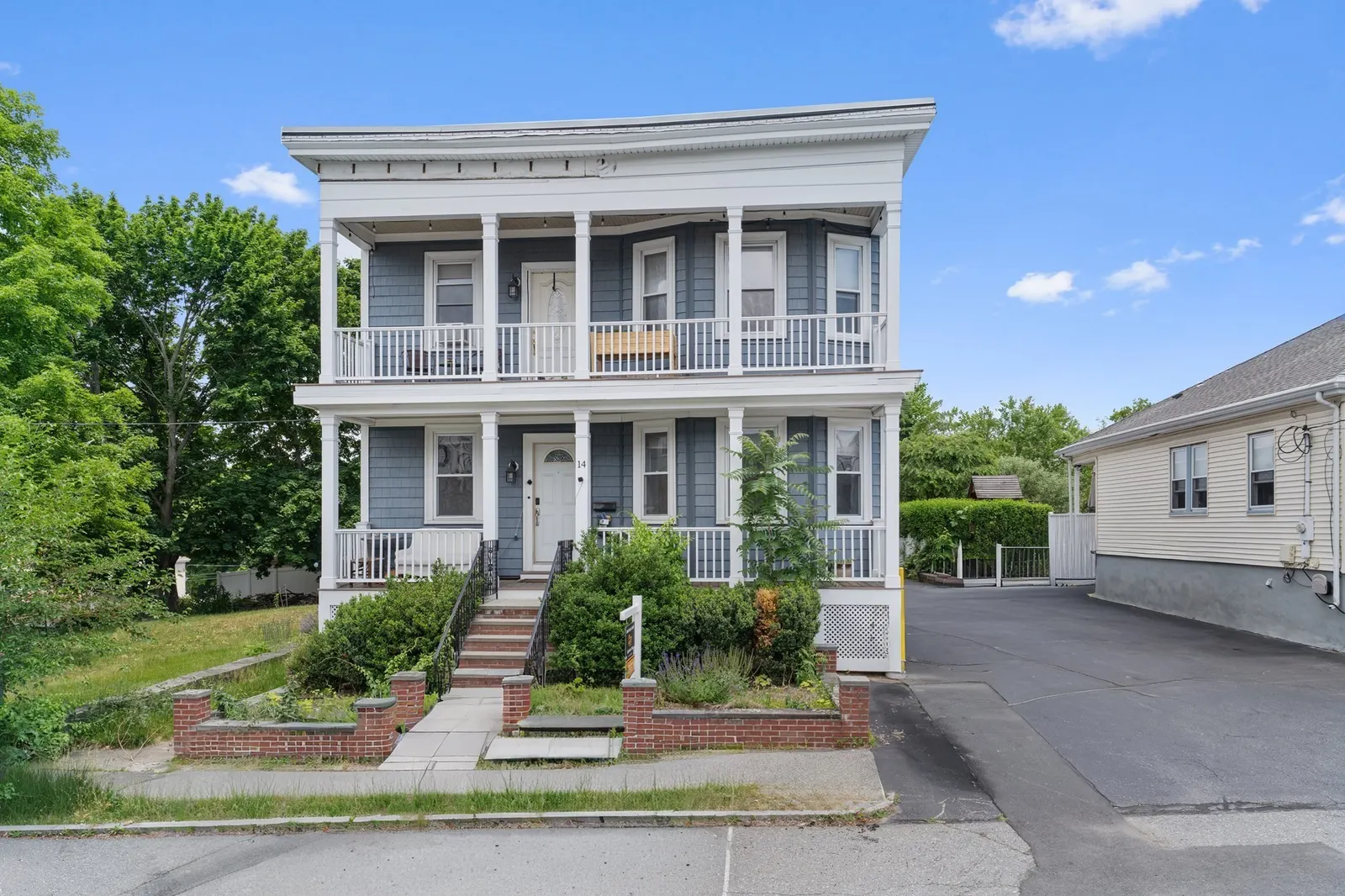 14 Columbia Rd, Wakefield