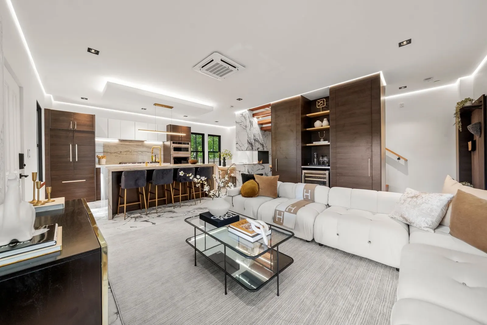 304 Elliot St. Carriage House S #4, Newton