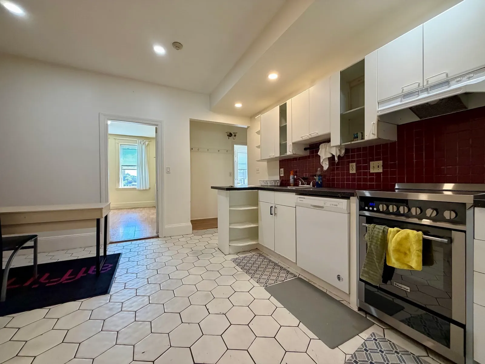 56 Park Vale Ave #9, Boston