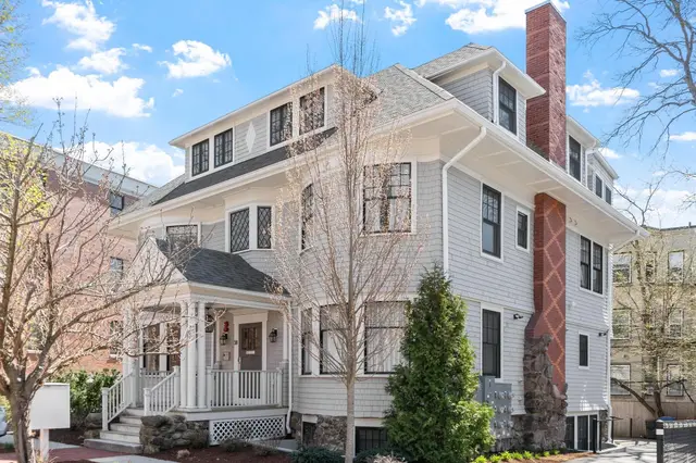 38 Englewood Ave #1