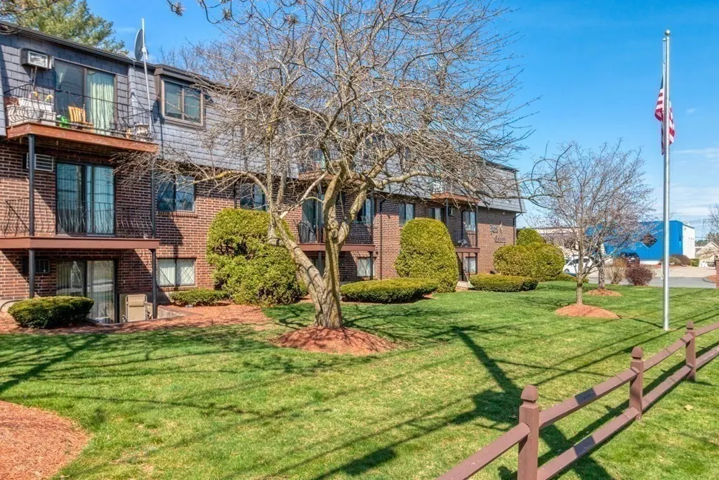 36 Main St #26, North Reading